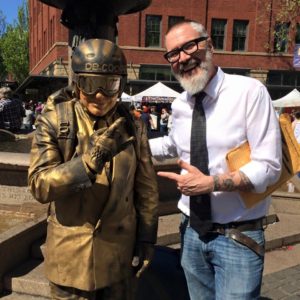 You just don't know who you'll bump into on one of our OR History Walking Tours...